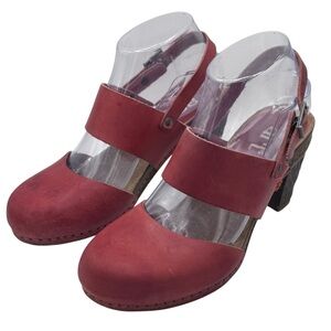 The Art Company Women’s Red Leather Mules with Slingback - Size 38/ US 7.5-8
